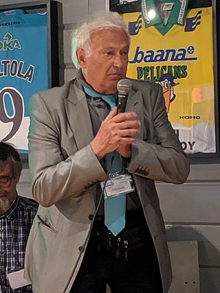 <span class="mw-page-title-main">Carlo Minnaja</span> Italian writer