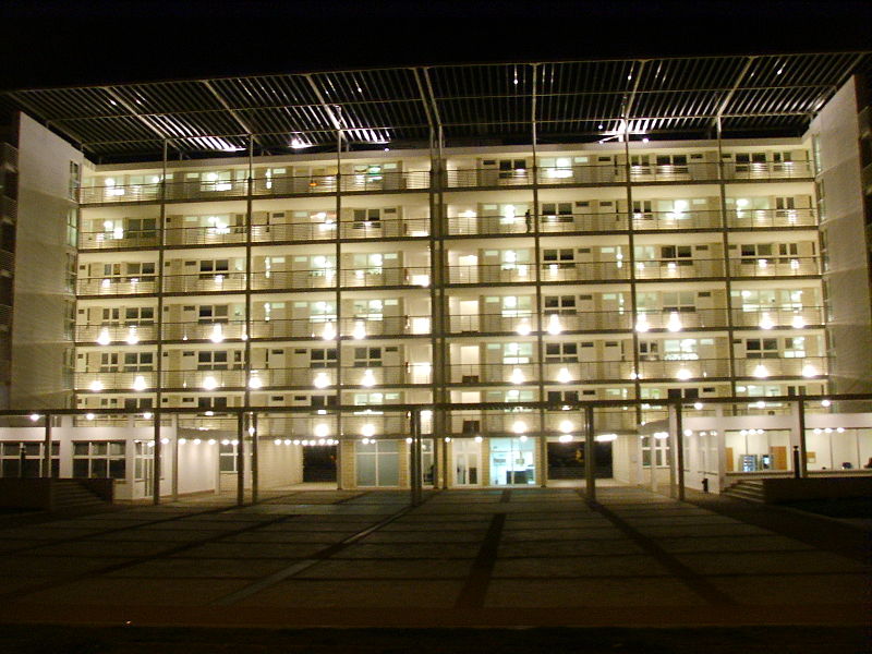 File:Casa dello studente firenze night 04.JPG