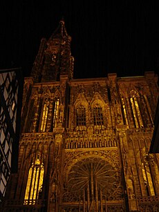 Cathedrale Strasbourg de nuit.JPG