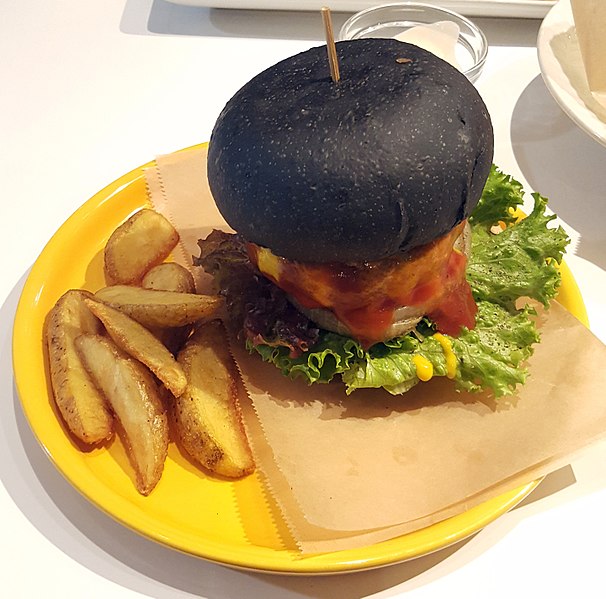 File:Charcoal bun with vegan burger in Tokyo.jpg