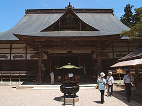 Chūson-ji: n päärakennus.