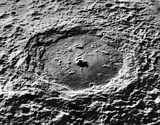 Compton (crater) Lunar impact crater