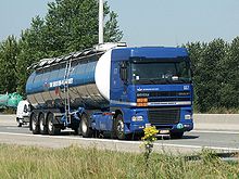 DAF 95 XF DAF 95XF-De Decker-Van Riet (B)-2003.jpg