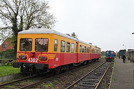 le 4302 et une remorque 732 préservés au Chemin de fer à vapeur Termonde - Puers.