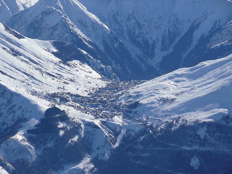 File:Deux Alpes.JPG