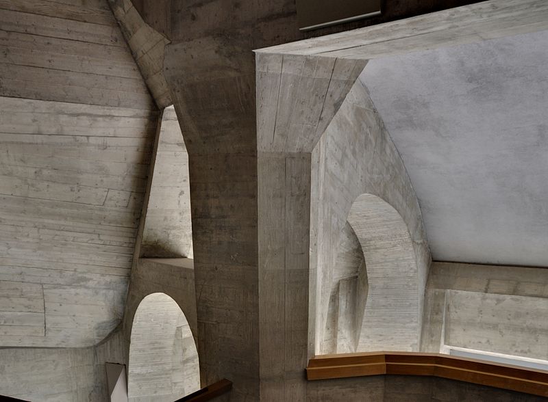 File:Dornach - Goetheanum - Westtreppenhaus4.jpg