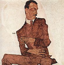 Portrait dans les marrons d'un homme assis de face, yeux clos, tête de côté, bras devant le torse, mains tendues en sens opposé