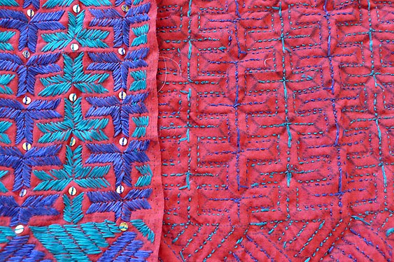Embroidery on a shawl from Punjab - front and flip side