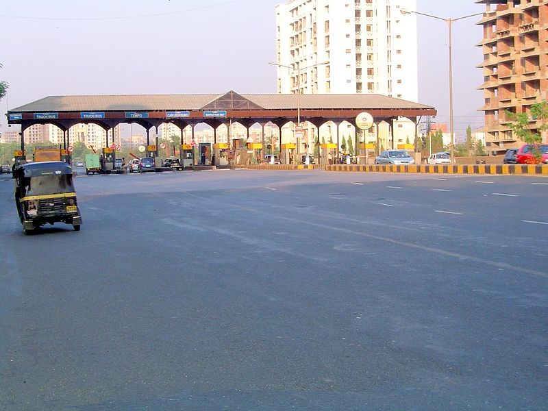 File:Entering Thane.JPG