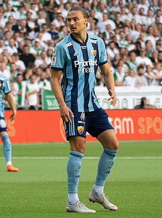 <span class="mw-page-title-main">Erik Berg (footballer)</span> Swedish footballer