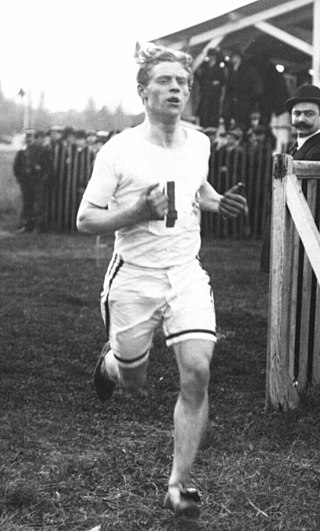 <span class="mw-page-title-main">Ernest Glover (athlete)</span> British long-distance runner