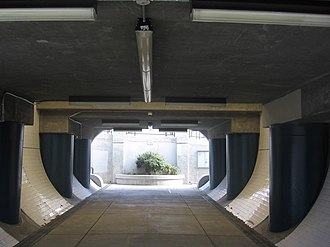 The pedestrian tunnel to the station in 2012 Evelyn VTA station 1075 03.JPG