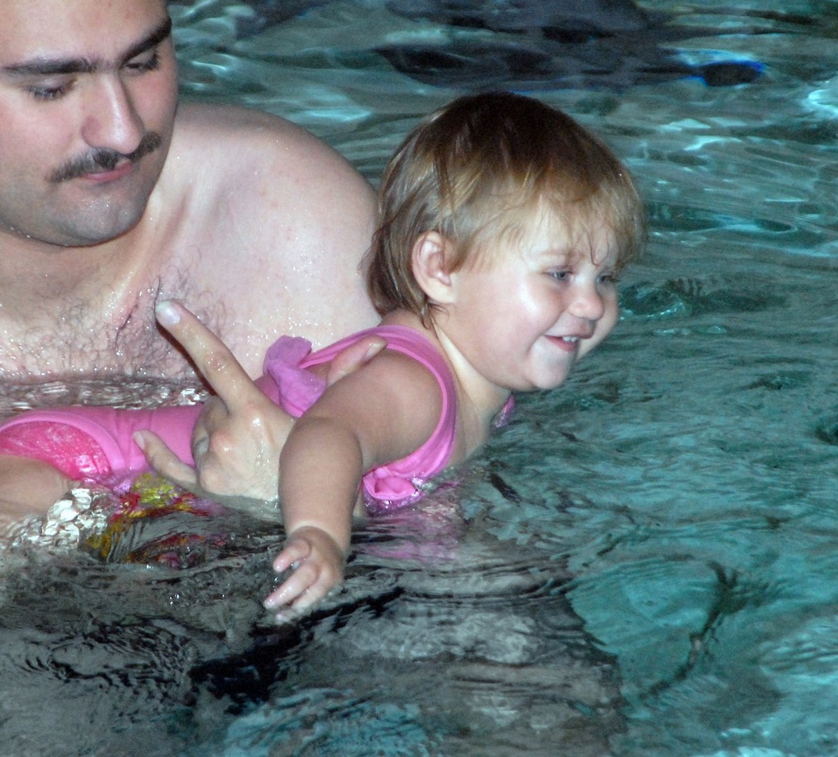 Piscinas, nadador, gorro de baño, gafas de natación, agua, saltar