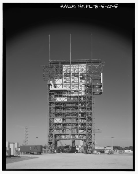 File:GENERAL VIEW OF WEST SIDE; VIEW TO EAST. - Cape Canaveral Air Station, Launch Complex 17, Facility 28417, East end of Lighthouse Road, Cape Canaveral, Brevard County, FL HAER FLA,5-CACAN,1G-5.tif