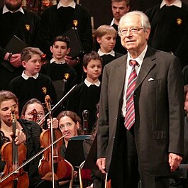 Gerhard Schmidt-Gaden nach der Aufführung der Matthäus-Passion von JS Bach durch den Tölzer Knabenchor. Chapelle Royale des Schlosses von Versailles. Ostern 2018