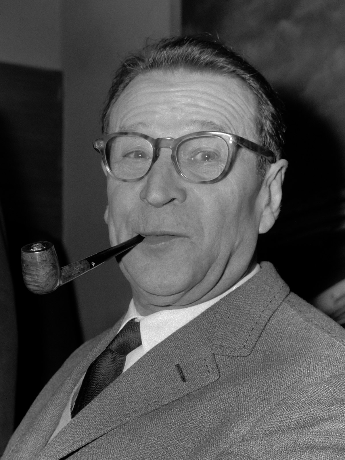 Georges Simenon - Wikipedia