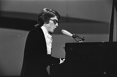 Guy Bonnet tijdens het songfestival in 1970