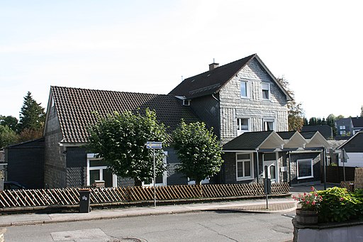 Hückeswagen - Heidenstraße8-10-Gemeindehaus 01 ies