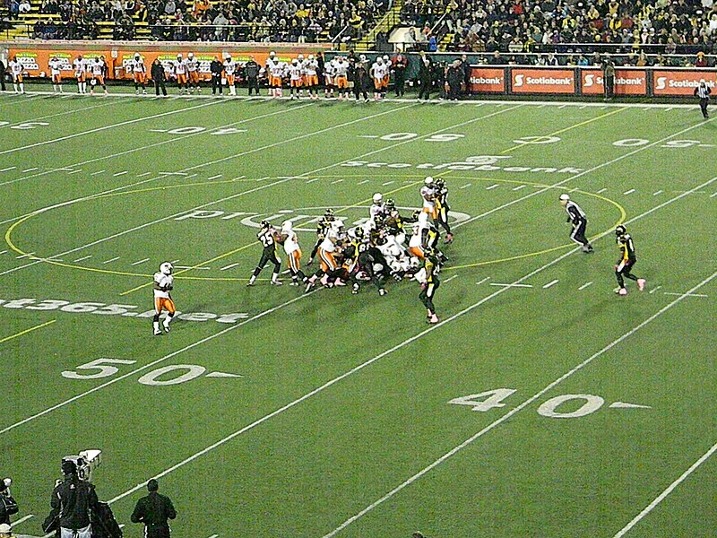 File:Hamilton Tiger-Cats vs BC Lions93.jpg