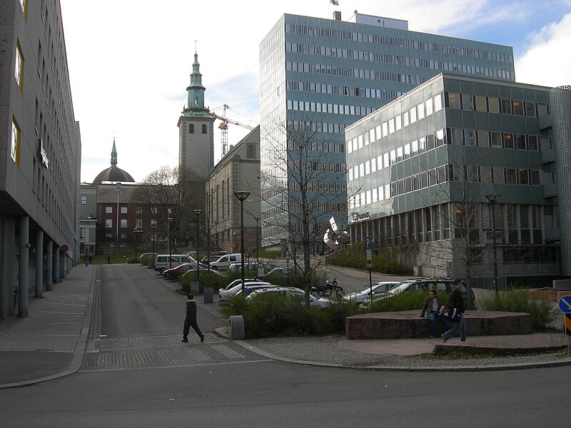 File:Hammersborg torg.JPG