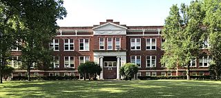 <span class="mw-page-title-main">Hillsboro High School (Illinois)</span> Public secondary school in Hillsboro, Illinois, United States