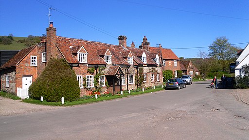 Holloway Lane, Turville-geograph-3503476-by-Des-Blenkinsopp