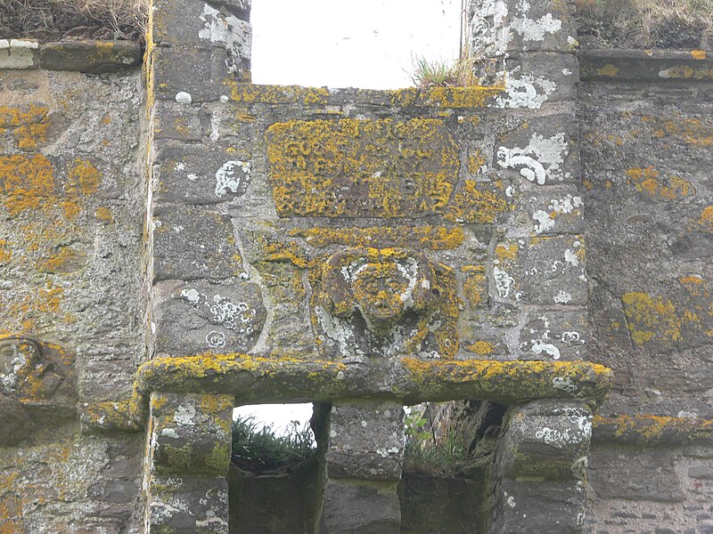 File:Isle of Kerrera - Gylen Castle 06.JPG
