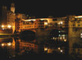 Vista notturna del Ponte Vecchio dalla Piazzetta dei Barbadori