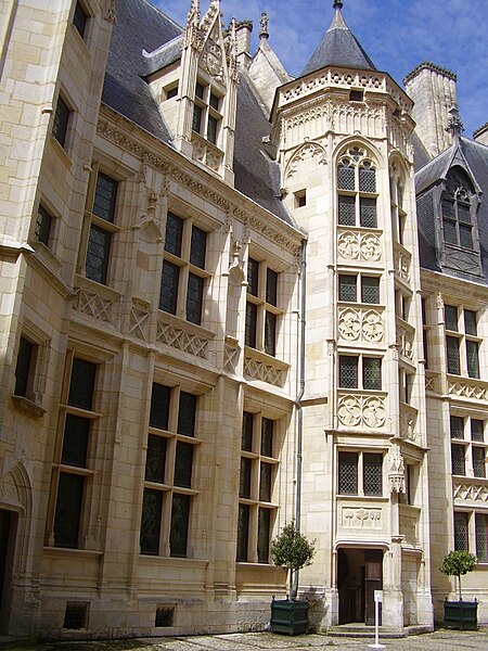 Bourges