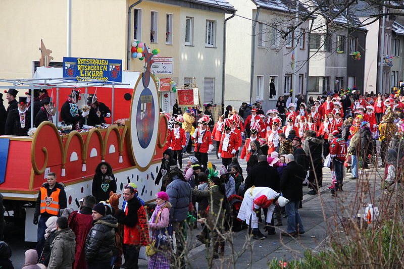 File:Karnevalszug-likuera-2013-123.jpg