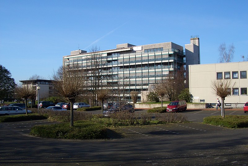 File:Kinderklinik Sankt Augustin.jpg