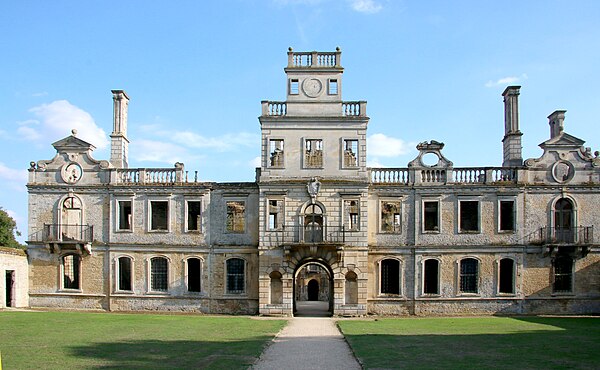 North outer courtyard gate