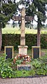image=https://commons.wikimedia.org/wiki/File:Kreuz_mit_Kriegerdenkmal_auf_dem_Friedhof_von_Rechberg.jpg