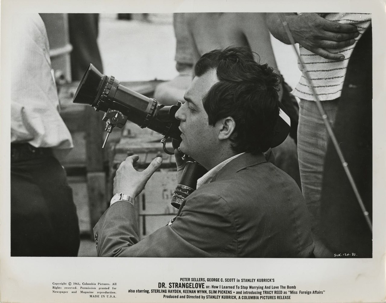 File:Kubrick on the set of Dr. Strangelove (1963 publicity photo,  SLK.124.32 - original).jpg - Wikimedia Commons