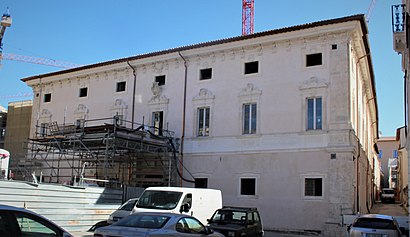 Come arrivare a Palazzo Rivera con i mezzi pubblici - Informazioni sul luogo