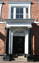 Portico and three-light window Lamb Hotel detail3.jpg