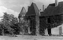 Le château de Princé (La Chapelle-Saint-Laud) en 1944.jpg