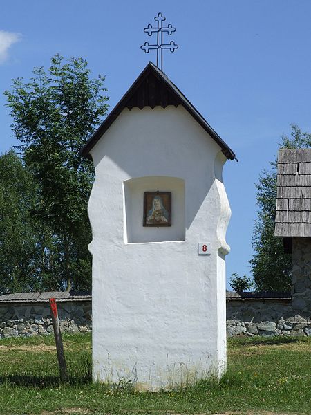 File:Múzeum slovenskej dediny 14- shrine.JPG