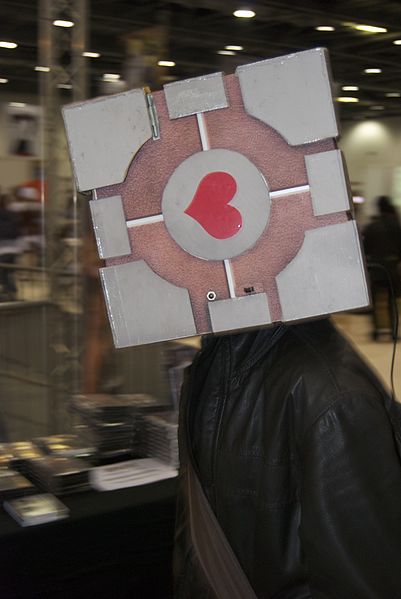 File:MCM Expo - Portal Companion Cube (4651416890).jpg