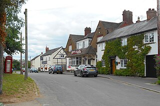 <span class="mw-page-title-main">Long Lawford</span> Human settlement in England