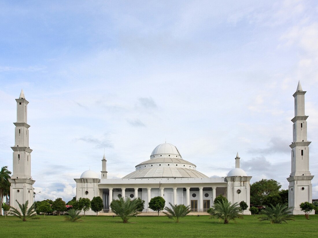 Masjid Raya Akbar At–Taqwa