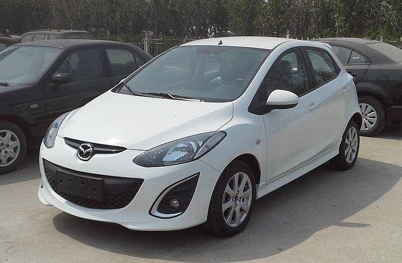 File:Mazda 2 DE hatch facelift China 2016-04-11.jpg