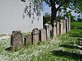 Régi sírkövek a temetőben