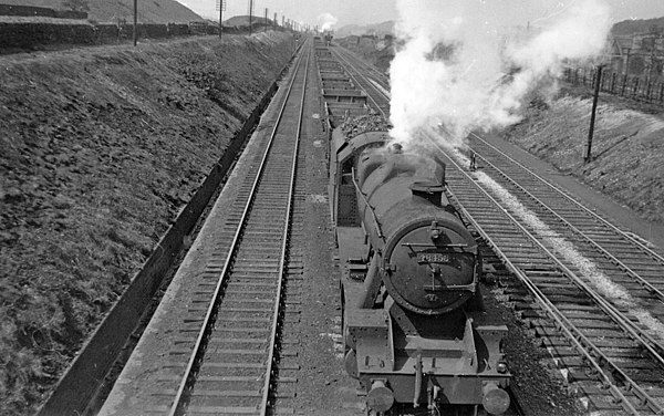 Eastbound empties west of Mirfield in 1950