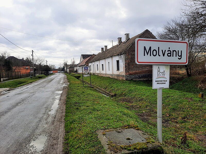 File:Molvány, tábla 2024.jpg