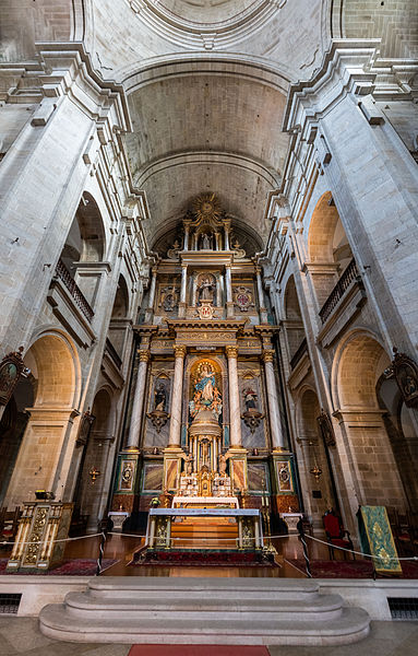 File:Monasterio de San Francisco, Santiago de Compostela, España, 2015-09-23, DD 06.jpg