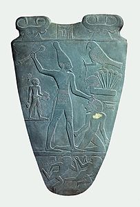 Палитра Narmer Smiting Side.jpg