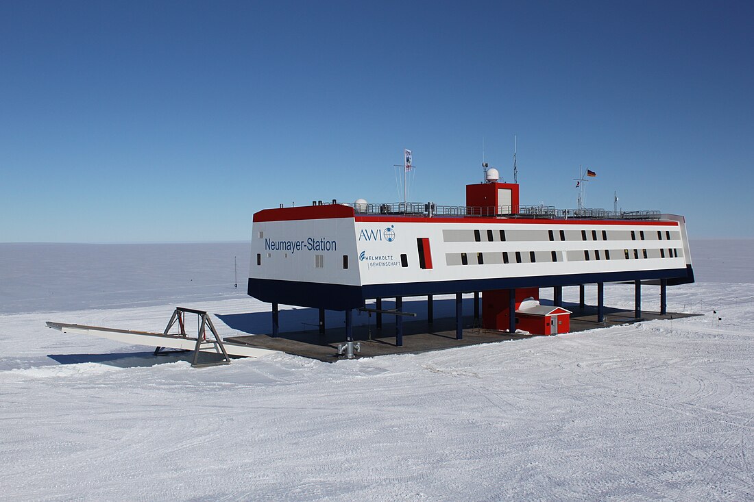 Neumayer Station III