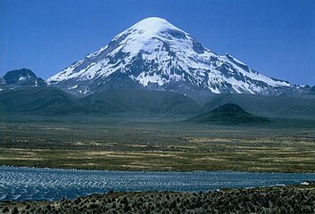 Сахама — найвища вершина Болівії.
