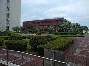 Outdoor Midcampus Photo.jpg